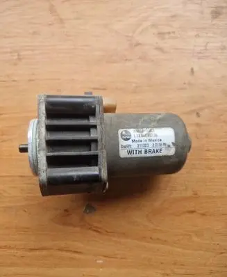 Dodge Durango III Gearbox-reducer motor 11306440700