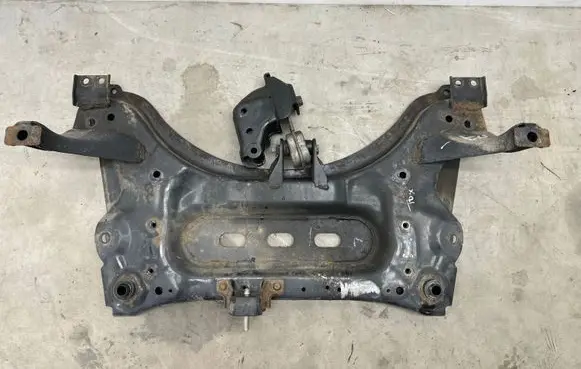 Nissan Qashqai Front subframe