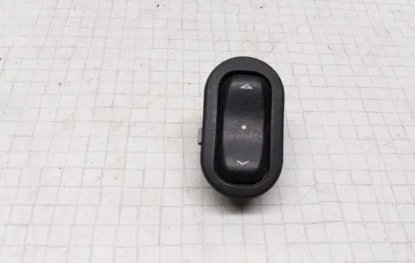 Opel Zafira A Electric window control switch 13363100 90561388