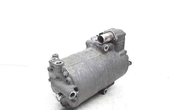 Mercedes-Benz E W212 Air conditioning (A/C) compressor (pump) A0038301660