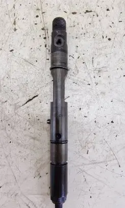 Audi A6 S6 C5 4B Fuel injector 059130201G