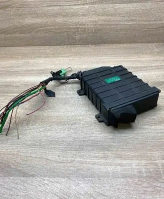 Audi 100 200 5000 C3 Engine control unit/module ECU 811906264 0280800104 WithPlug