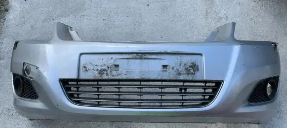 Opel Zafira B Front bumper