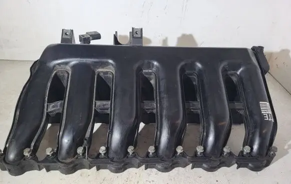 BMW 5 E60 E61 Intake manifold 7790701