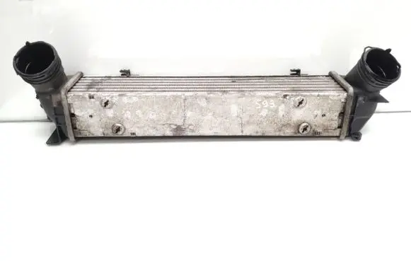 BMW 3 E90 E91 Intercooler radiator 7521783