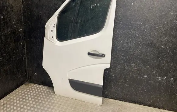 Renault Master III Front door 