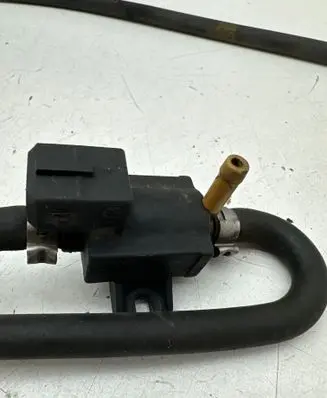 Volvo XC60 Turbo solenoid valve 31219138 7022202 20120104