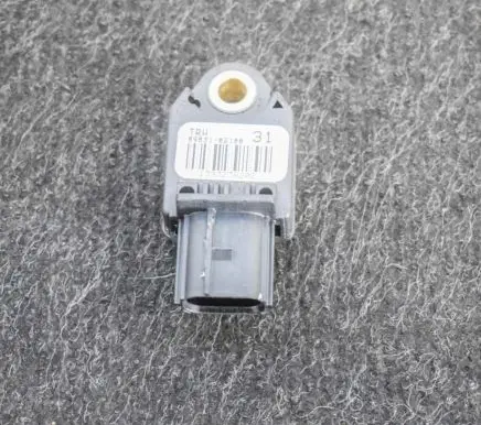 Toyota Verso-S Airbag deployment crash/impact sensor 8983102100