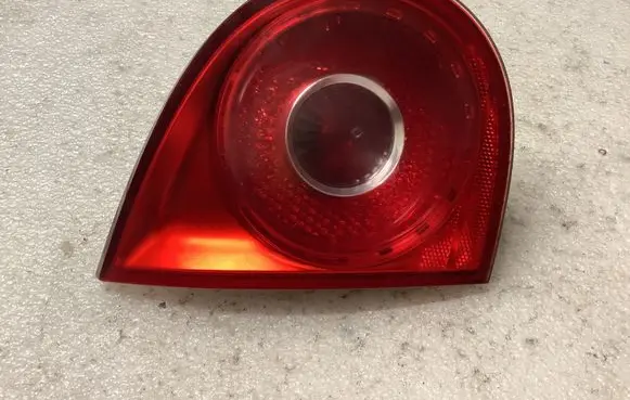 Volkswagen Golf V Tailgate rear/tail lights 1K6945093E 028500102 00000838