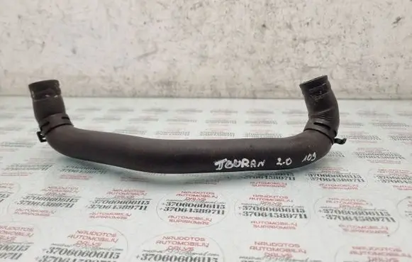 Volkswagen Touran I Engine coolant pipe/hose