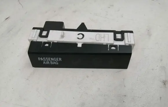 Toyota Prius (XW30) Other dashboard part 8315047030 002023C