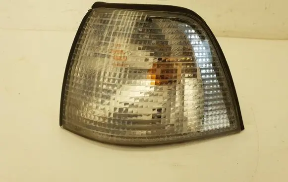 BMW 3 E36 Front indicator light 9403095 1554017