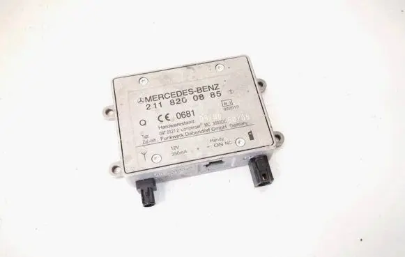 Mercedes-Benz ML W164 Antenna control unit 2118200885