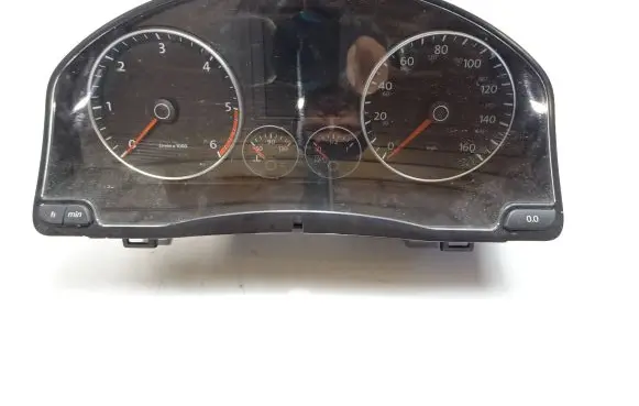 Volkswagen Scirocco Speedometer (instrument cluster) 1K8920970G V0005000