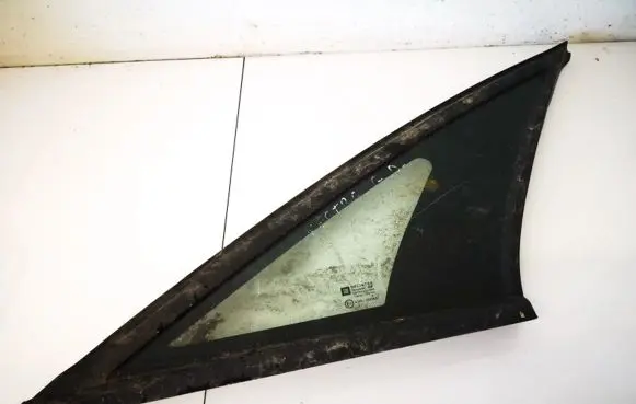 Opel Vectra C Rear vent window glass 13137872 13137872rh