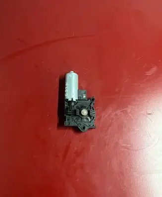 Sunroof motor/actuator