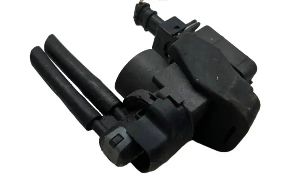 Renault Megane III Turbo solenoid valve 149568021R EV52635V