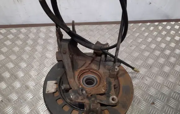 Audi Q7 4L Rear wheel hub 7L8505436