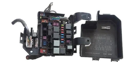 KIA Sorento Fuse box set 919412P030 912802P032