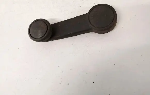 Ford Focus Front door window winding handle 95vbv23342ab