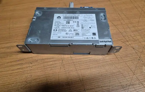 Opel Astra L Navigation unit CD/DVD player 9859905380 9830226080