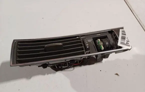Audi A6 S6 C6 4F Dash center air vent grill 4F1820901C