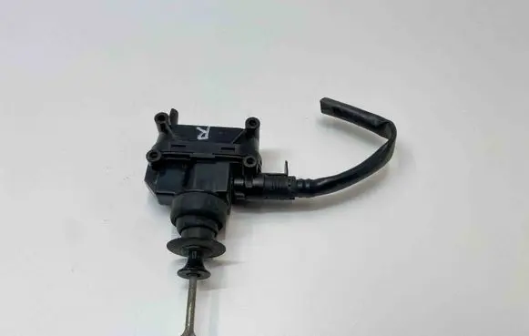 Mercedes-Benz SL R129 Engine mount vacuum valve A1248001875 1248001875