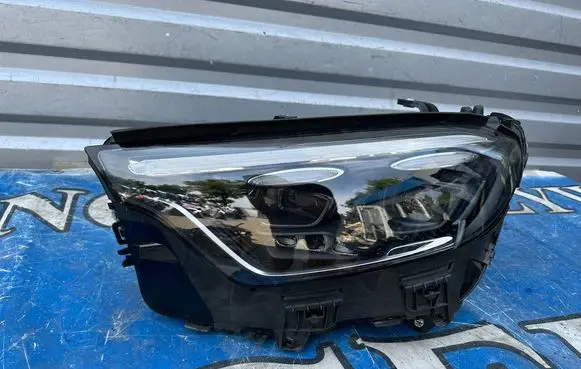 Headlight/headlamp