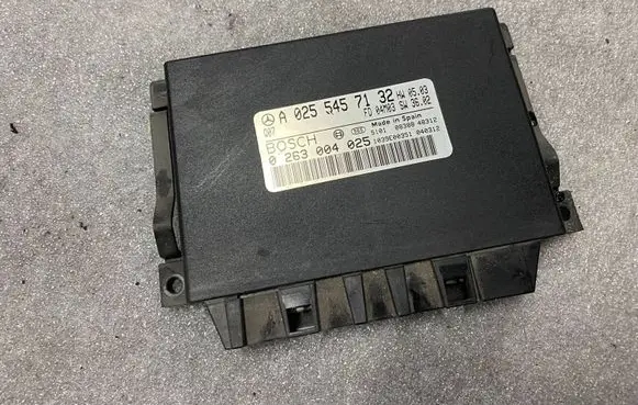 Mercedes-Benz E W211 Parking PDC control unit/module A0255457132
