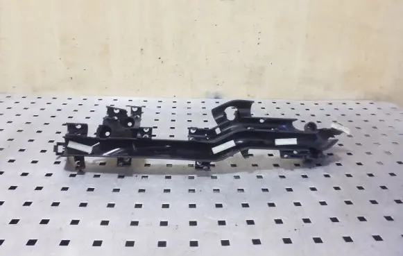 Volkswagen Touareg II Other engine bay part 059971341D