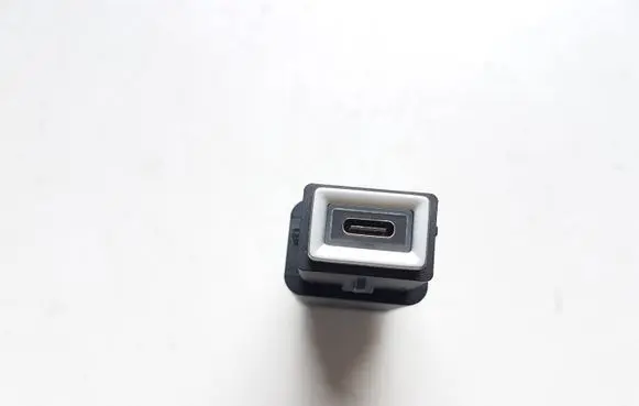 Peugeot 2008 II USB socket connector 9848394780