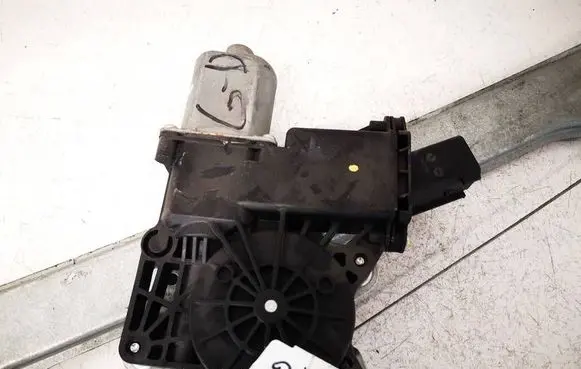 Opel Mokka Rear door window regulator motor 98910SUV20