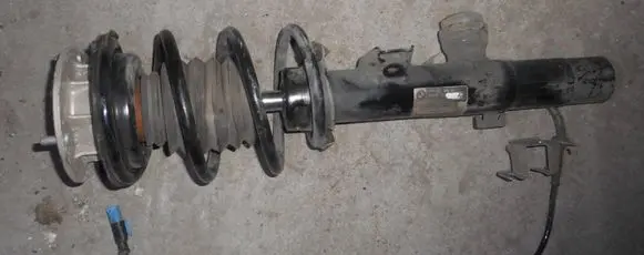 BMW Z4 E89 Front shock absorber with coil spring 6792836 10541310