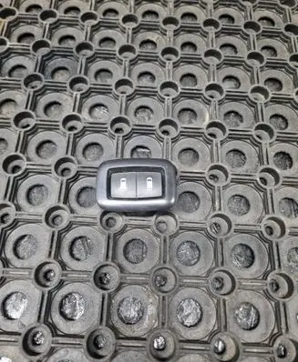 Chrysler Grand Voyager V Quarter vent window switch 4834244