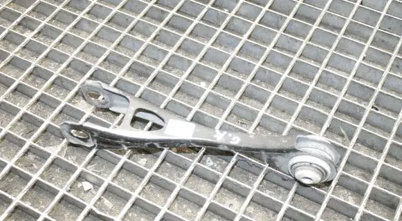 BMW i3 Rear upper control arm/wishbone