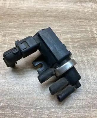 Volkswagen Touareg I Turbo solenoid valve 1J0906627C 72290303 WITHPLUG