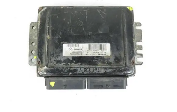 Renault Megane I Engine control unit/module S110130020A 8200092142