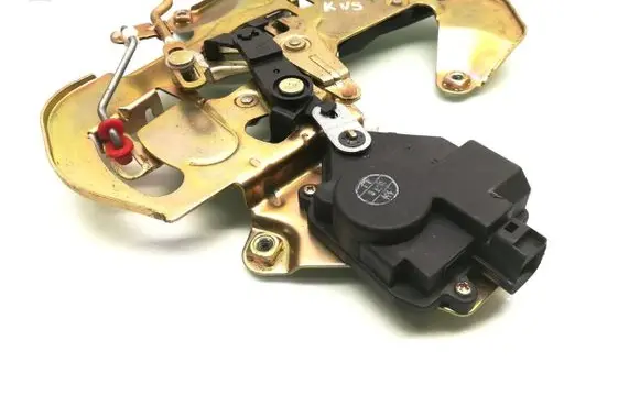 KIA Sedona Rear door lock