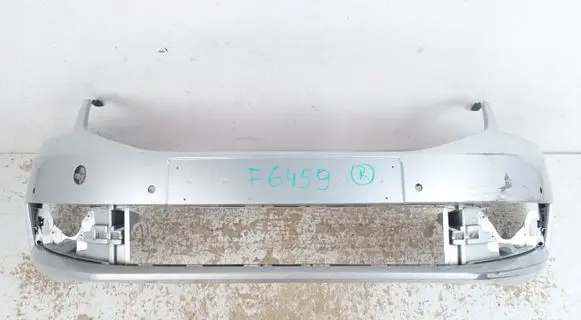 Skoda Octavia Mk3 (5E) Front bumper 5E0807221N