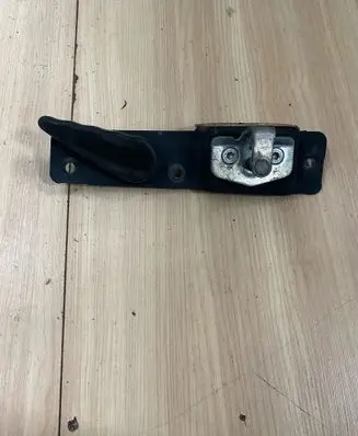 Opel Vivaro Loading door lock loop/hook striker 8200006260L