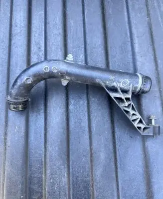 Mercedes-Benz E W213 Engine coolant pipe/hose A6542031302