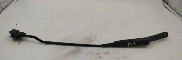 Audi A4 S4 B5 8D Front wiper blade arm 8D1955408A