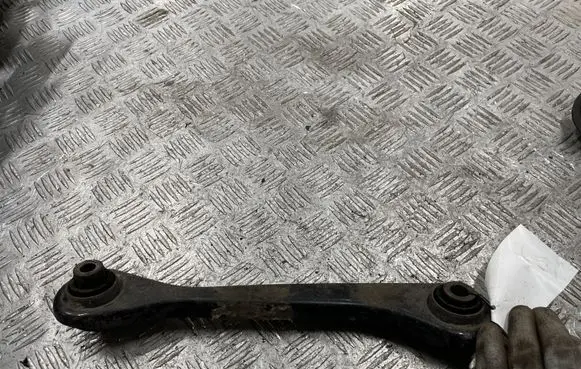 Skoda Octavia Mk2 (1Z) Rear upper control arm/wishbone