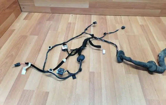 Renault Espace V (RFC) Rear door wiring loom 241260596R