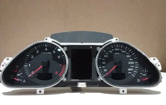 Audi A6 S6 C6 4F Speedometer (instrument cluster) 4F0920901B