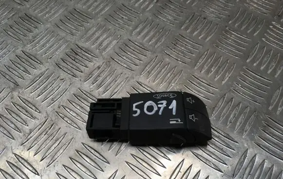 Nissan Primastar Sound control switch 