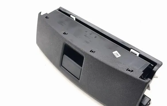 Audi A6 Allroad C7 Front trunk storage compartment 8K0882601C 4436336 4495610