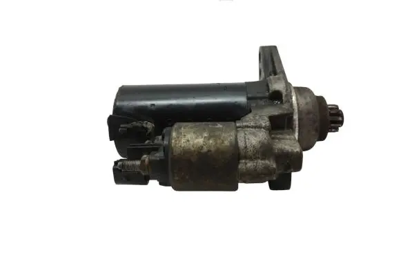 Volkswagen Golf VI Starter motor 0001123028