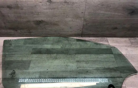 Citroen C4 Cactus Front door window glass four-door AS2M3236DOT682 E000199 43R011583