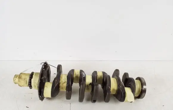 Toyota Avensis T270 Crankshaft 13401-0R011